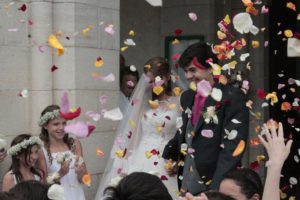 portesdesiris_lancerpetales_sortieceremonie